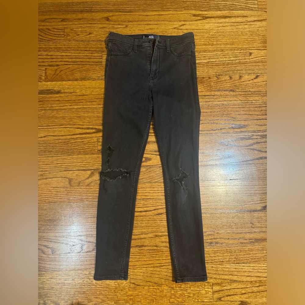 Black skinny jeans hollister size 3